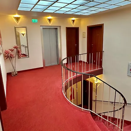 호텔 Imperial 크레펠트